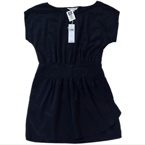 BCBGeneration~Sz 4~Black Party Short Summer Dress NEW!! - Picture 1 of 11